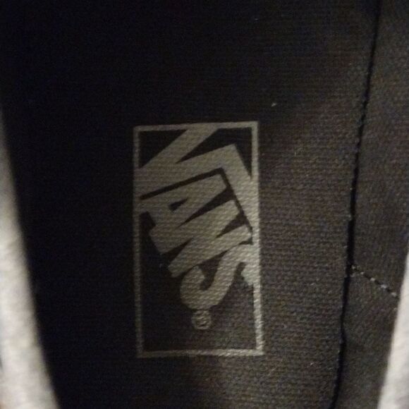 Vans canvas shoes  - Picture 6 of 6